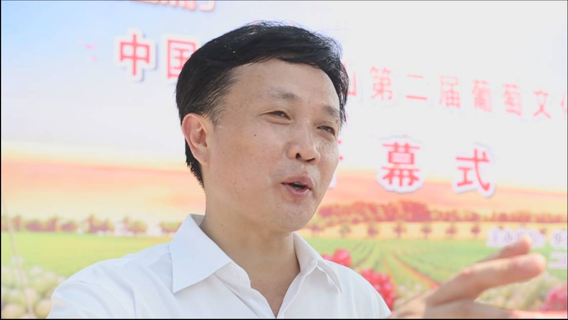华蓥市委常委,组织部部长魏全元接受采访并呼吁大家保护非物质文化