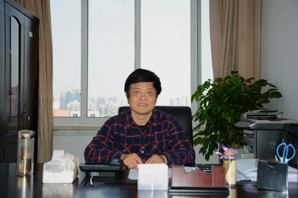 感动身边的人记影视与传媒学院汪清教授四川师范大学影视与传媒学院