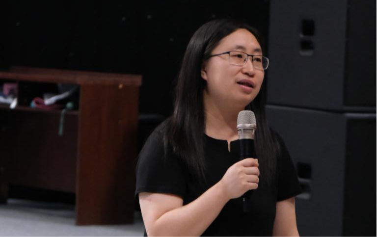 系主任黄颖总结点评